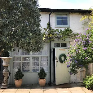 The Clockhouse Apartment Old Windsor